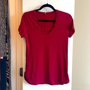 Lululemon T-Shirt